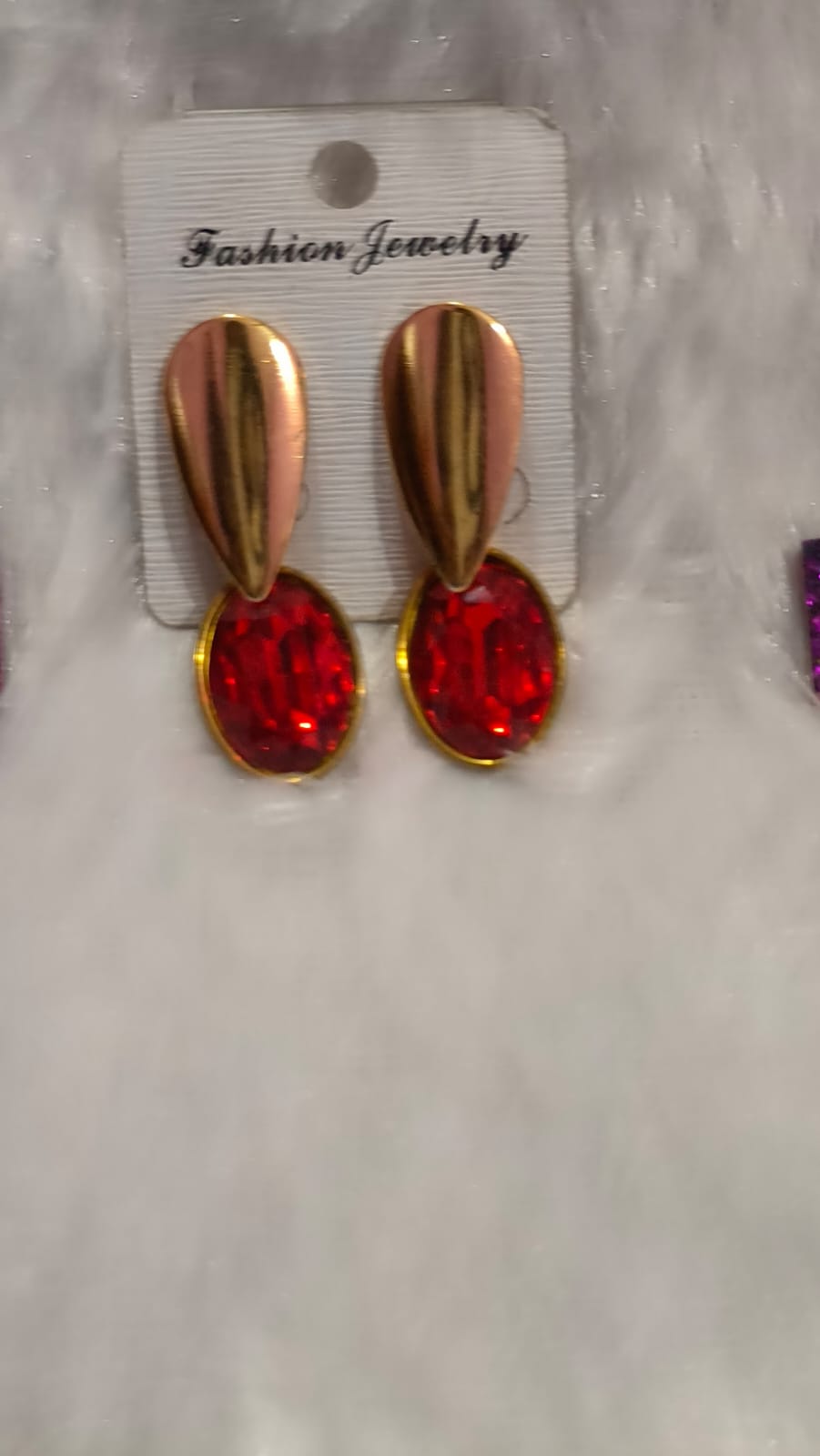 Elegant Red 🍒 🍒 Stone & Gold-Plated Earrings